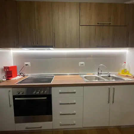 Amar Ap Lux Qerret Apartment Golem (Tirana)